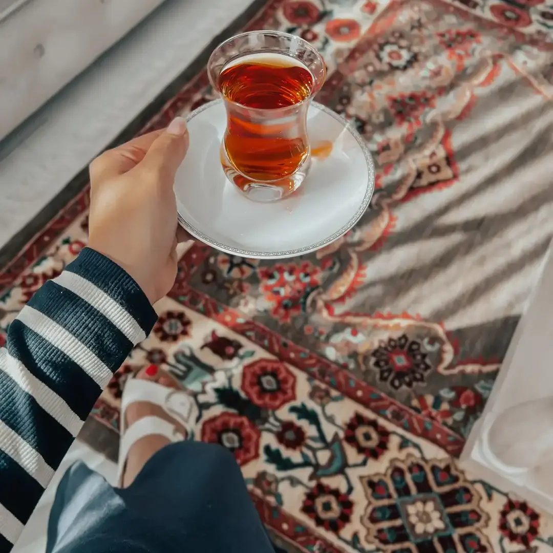 پرده‌ای نقشه هدیش رنگ خودرنگ طوسی ۴ متری فرش رحیمی
